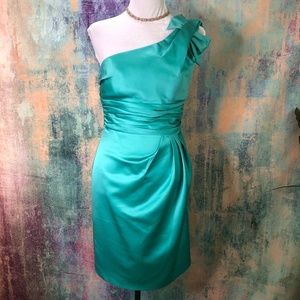 📌David's Bridal Great Cocktail - Semi Formal - Bridesmaid - Prom Dress